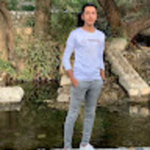 Meet your Posher, Ali